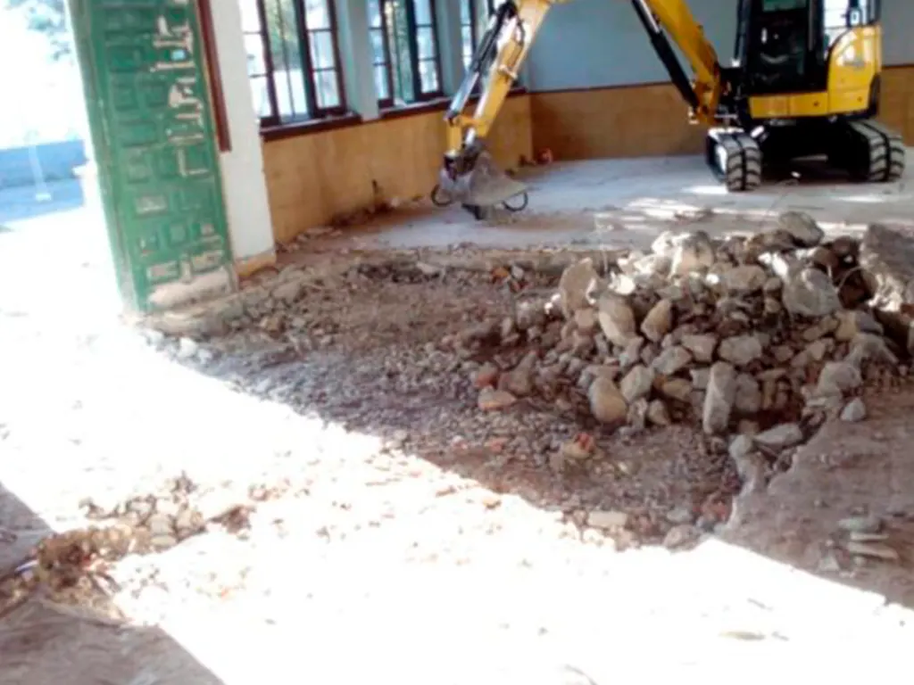 reforma de eficicios locales municipales 16