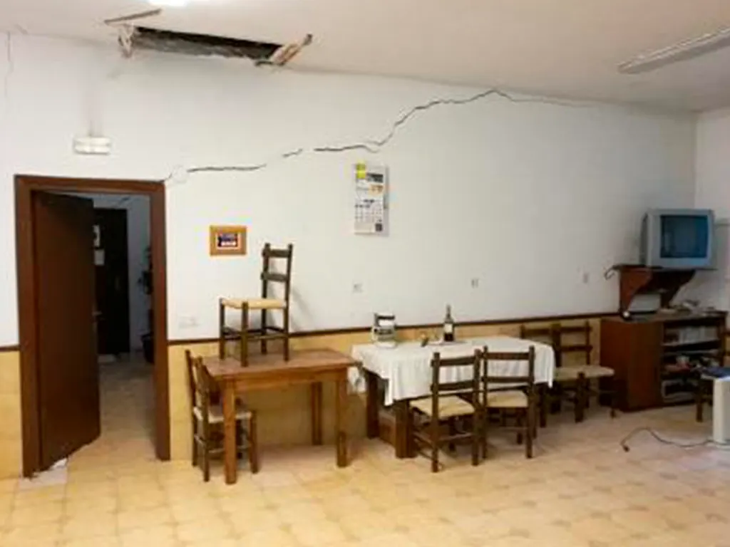 reforma de eficicios locales municipales 17