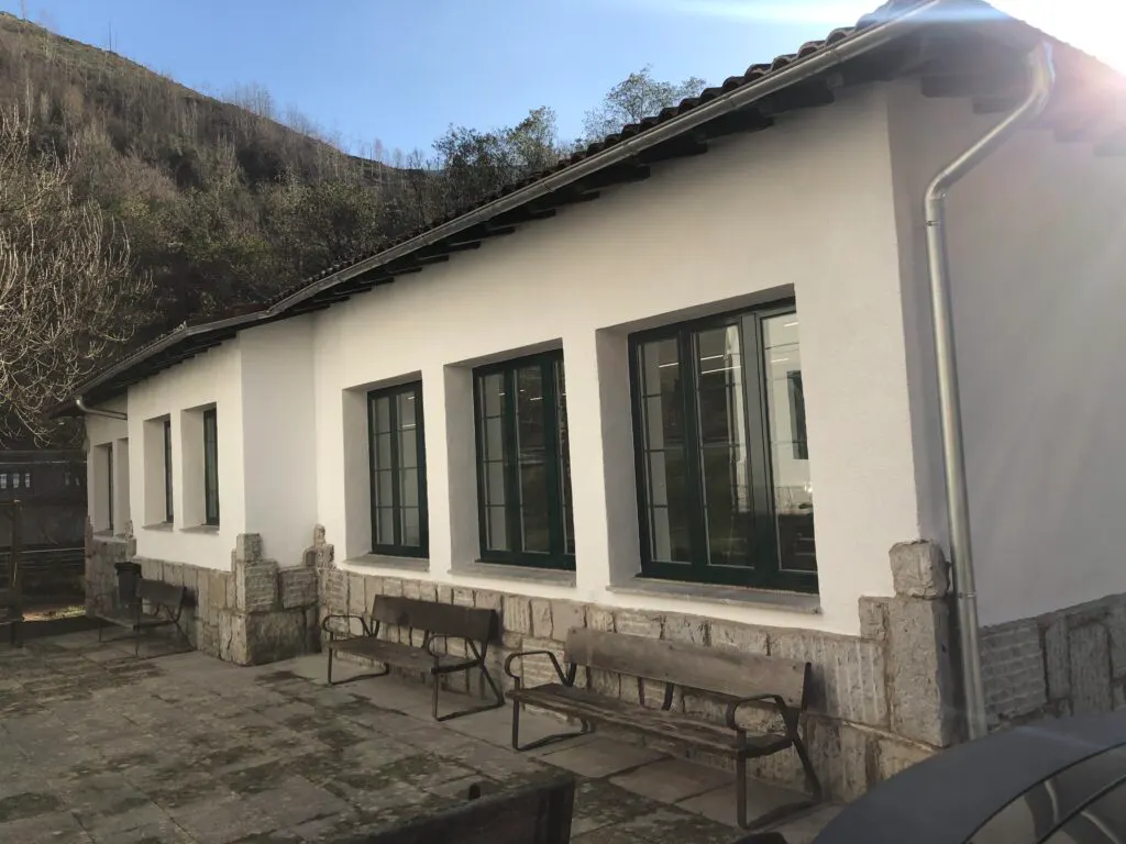 reforma de eficicios locales municipales 23