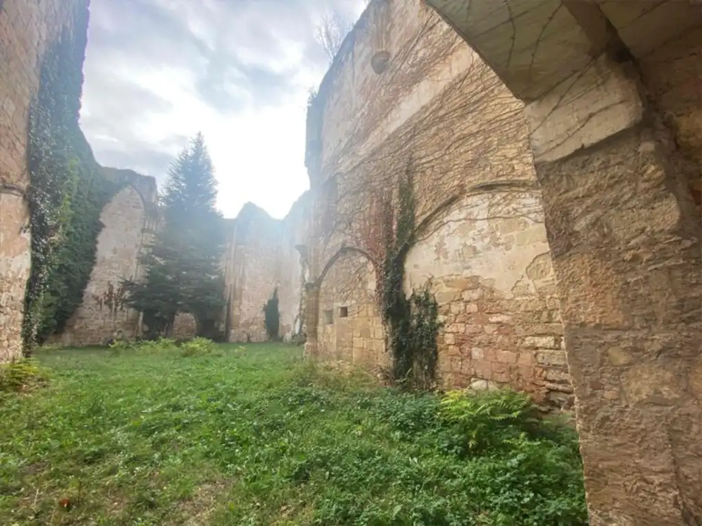 Acondicionamiento de Claustro en residencia de ancianos 12