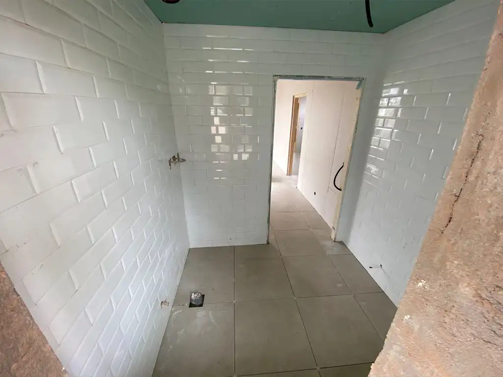 Reforma y adecuacion de edificio para consultorio medico 26