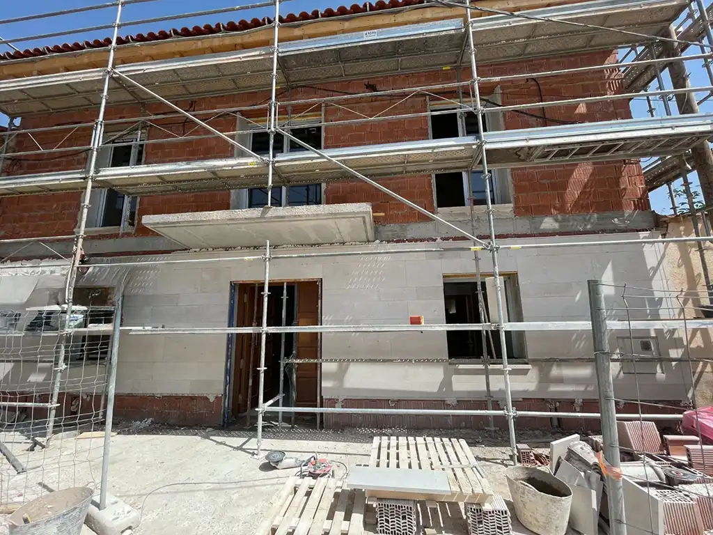 edificio para ayuntamiento 12