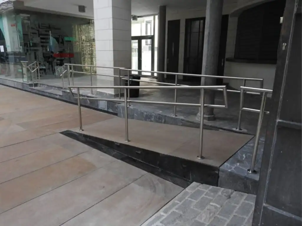 gimnasio y entarimado 7