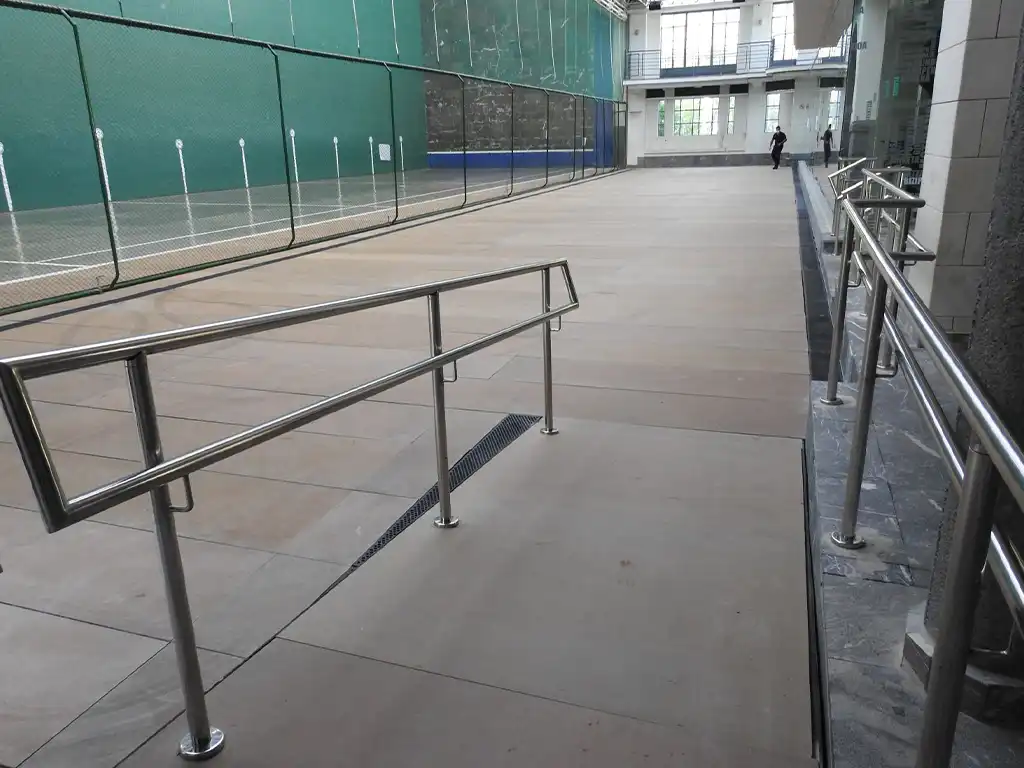 gimnasio y entarimado 9