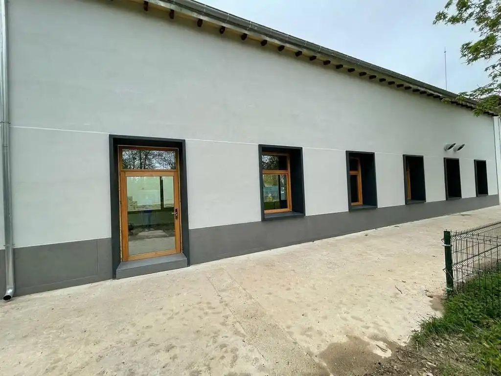 reforma de porche para habilitarlo como comedor 11