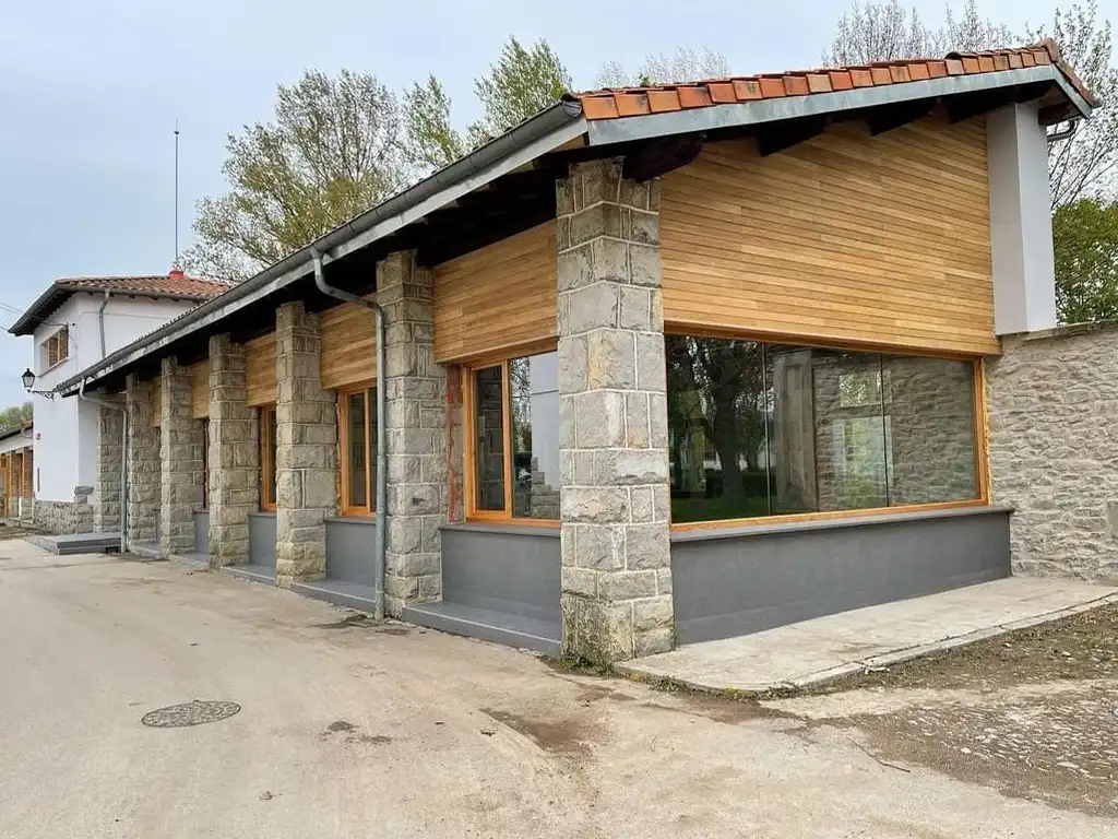 reforma de porche para habilitarlo como comedor 14