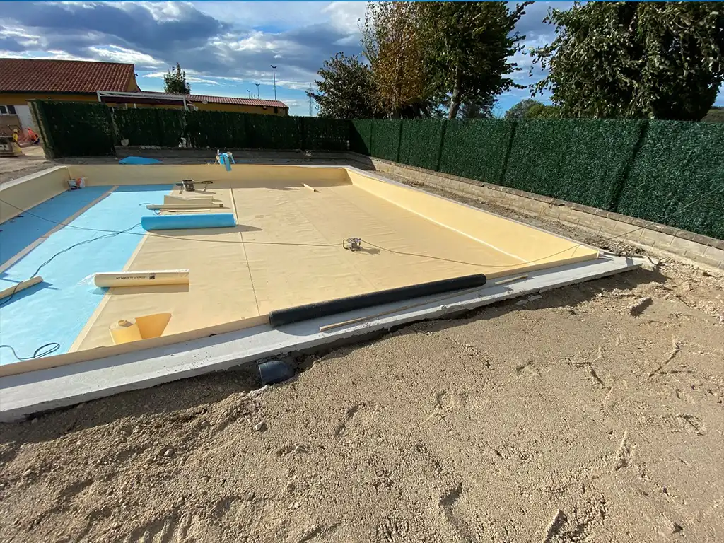 reforma de vasos de piscinas y urbanizacion de complejo deportivo 4