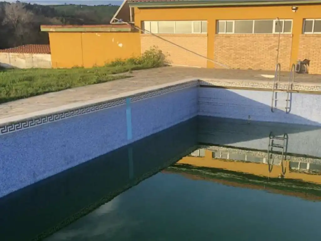 reforma de vasos de piscinas y urbanizacion de complejo deportivo 7