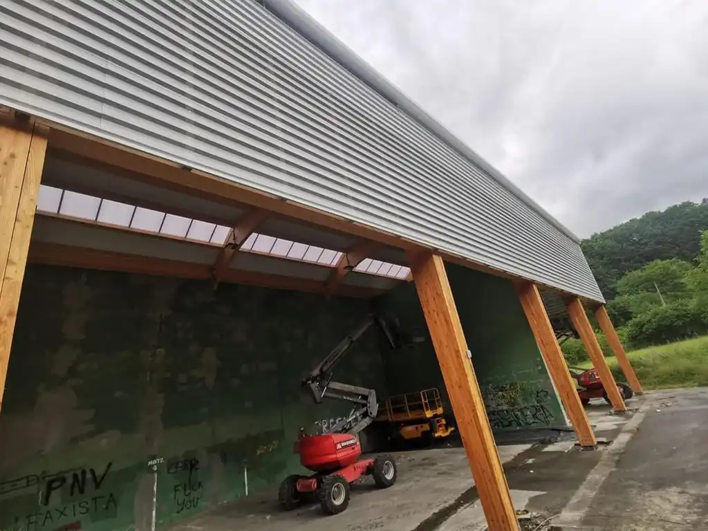 reforma y amplificacion de polideportivo 5