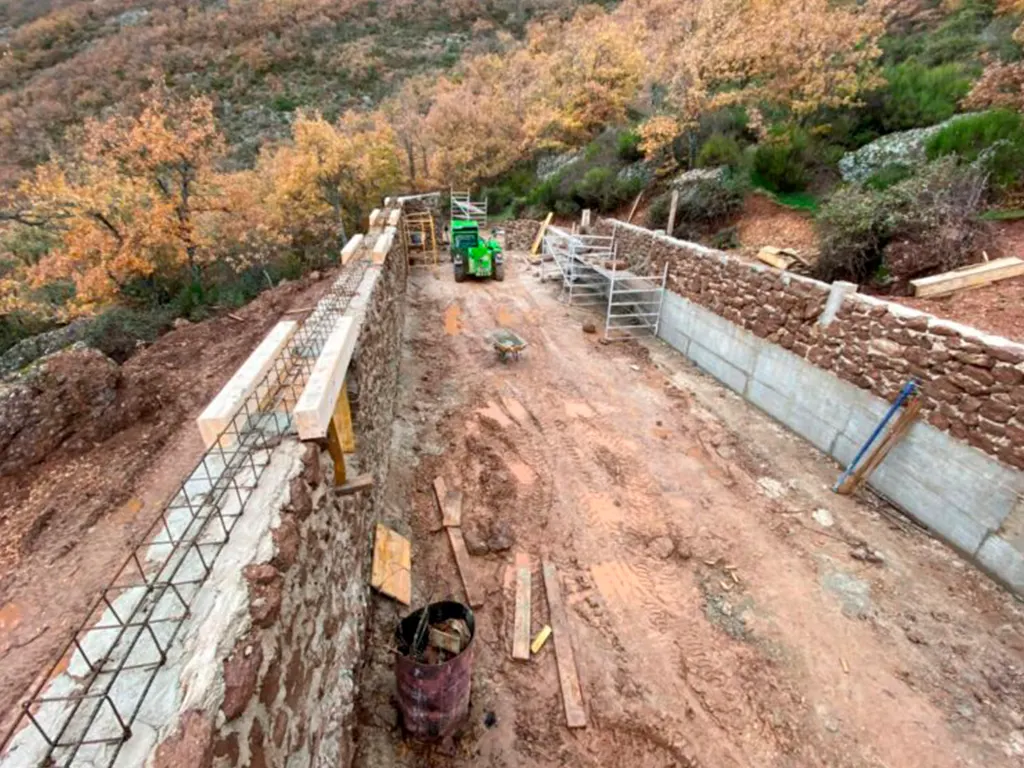 rehabilitacion de caban╠aa ganadera 11