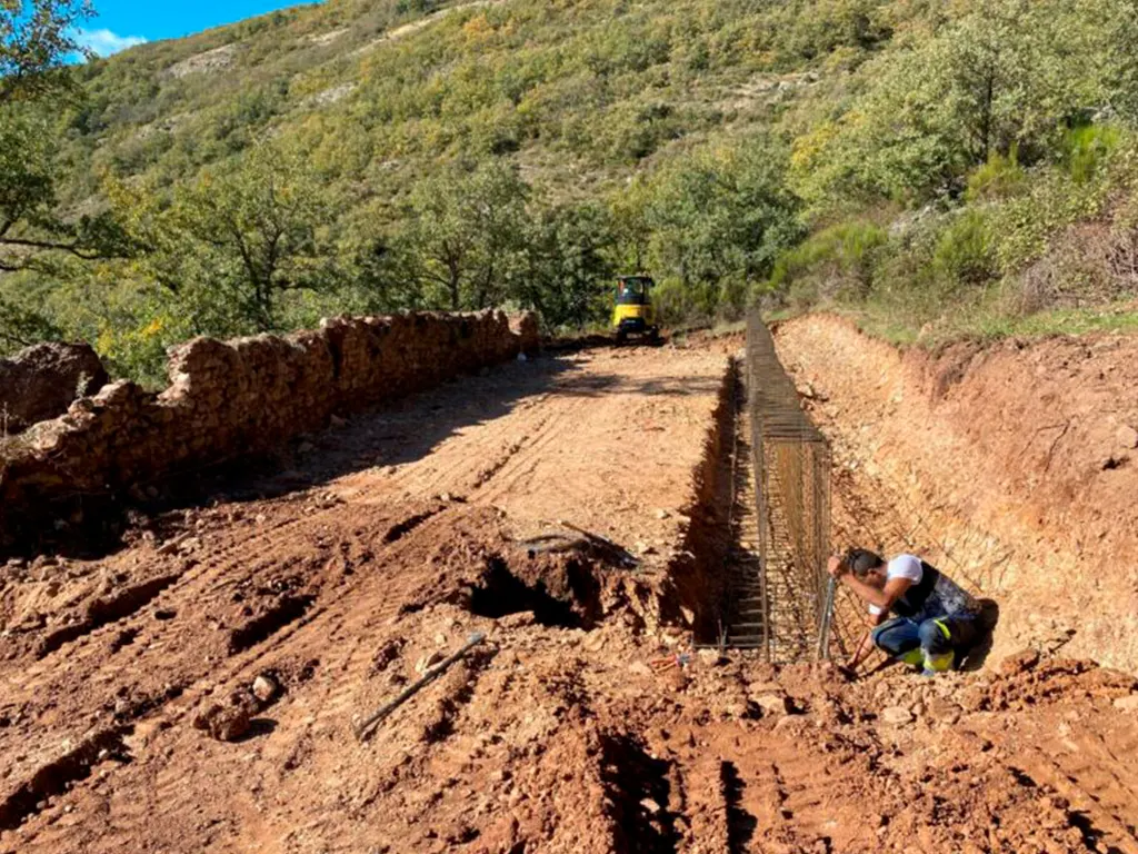 rehabilitacion de caban╠aa ganadera 16