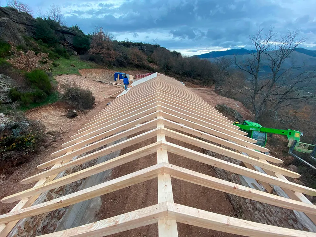 rehabilitacion de caban╠aa ganadera 7