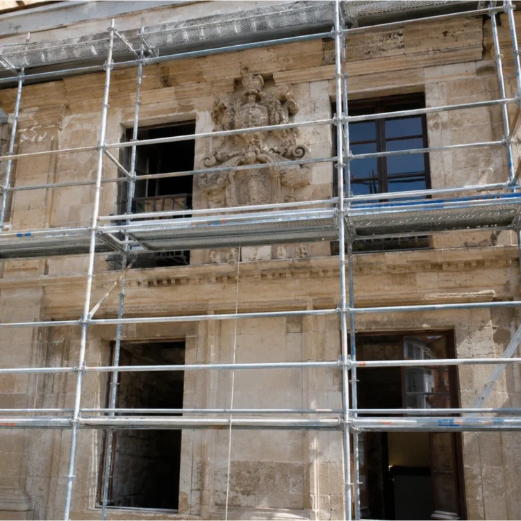 Rehabilitación de edificio histórico en el casco histórico de Burgos